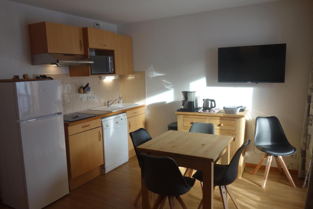 Skis Aux Pieds Dans Un Appartement Cosy Au Coeur Du Queyras Molines-en-Queyras Exteriör bild