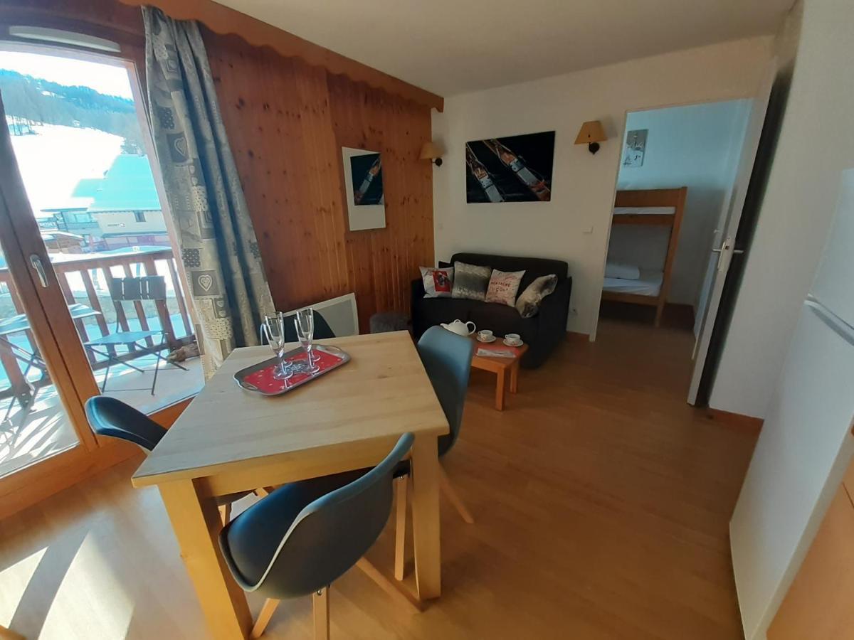 Skis Aux Pieds Dans Un Appartement Cosy Au Coeur Du Queyras Molines-en-Queyras Exteriör bild