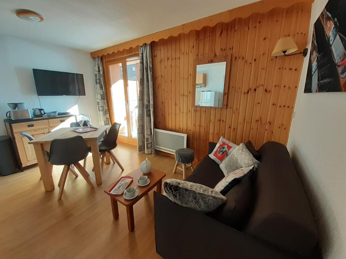 Skis Aux Pieds Dans Un Appartement Cosy Au Coeur Du Queyras Molines-en-Queyras Exteriör bild